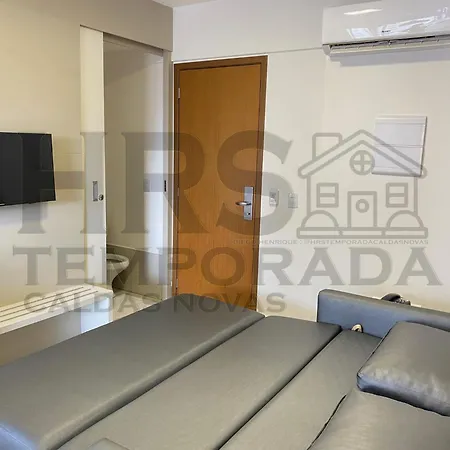 Evian Thermas Hotel Incrível no Centro de Caldas Novas com Águas Termais e Ingressos com Valores Exclusivos no Hot Park, Lagoa Termas, Náutico e WaterPark-3