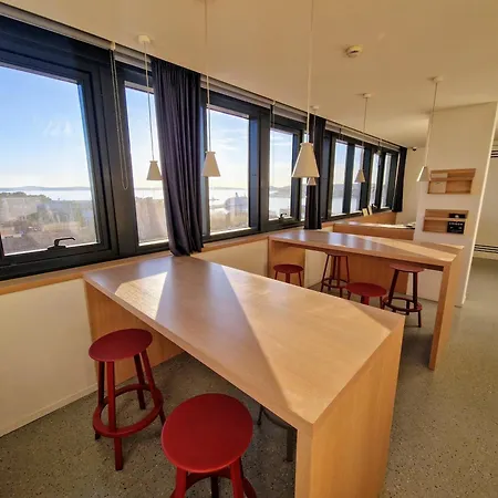 Horizon Luxury Suites & Design Rooms-2