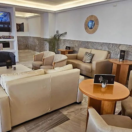 Sentido Fido Tucan - Adults Only-3