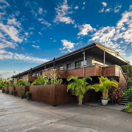 549 Apartments-2