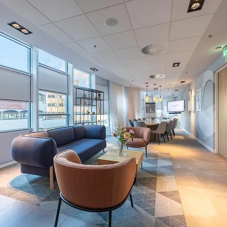 Crowne Plaza Utrecht - Central Station By Ihg-3