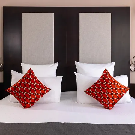 Hotel Elysees Bassano-3