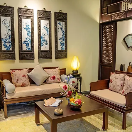 Ancient Hue Garden Houses-2