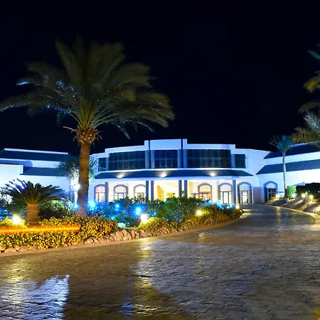 Parrotel Beach Resort-3