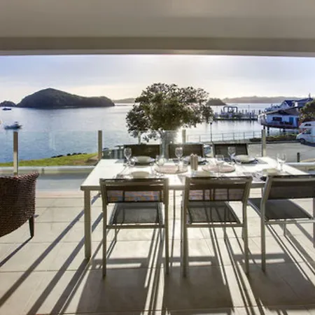 The Waterfront Suites - Heritage Collection-3