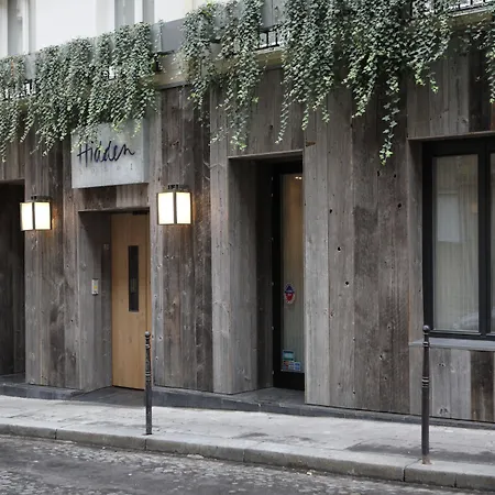 Hidden Hotel-2