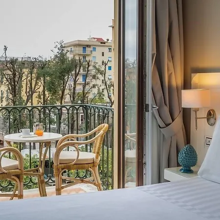 Hotel Capri- Adult Only-3