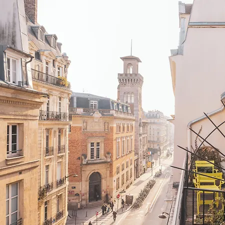 Hotel Le petit Paris-2