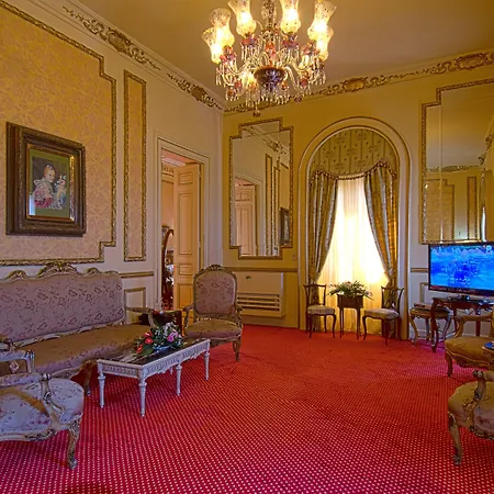 Le Metropole Luxury Heritage Hotel Since 1902 By Paradise Inn Group-2