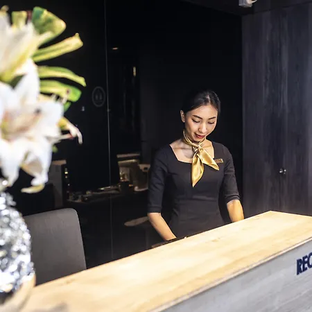 Cube Boutique Capsule Hotel At Chinatown-3