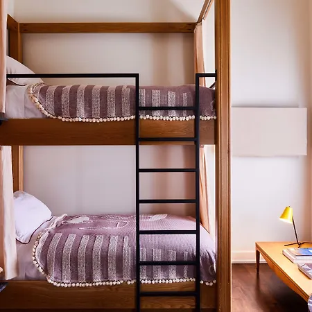 The Siren Hotel, An Ash Hotel-3