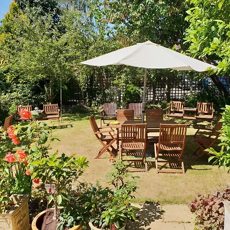 Victoria Park Lodge-2