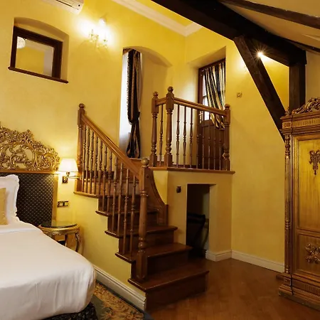 Alchymist Grand Hotel And Spa-3