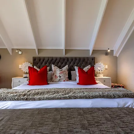 Loerie'S Call Guesthouse-2