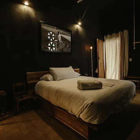 Hotel Sin Nombre-2