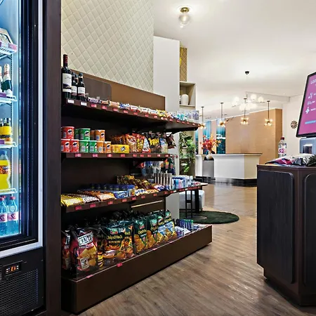 Leonardo Royal Hotel Frankfurt-2