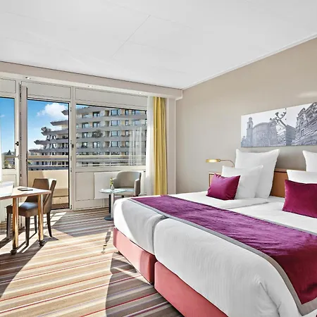 Leonardo Royal Hotel Frankfurt-3