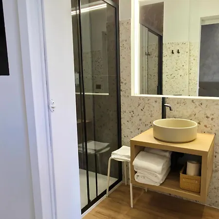 Amoroma Suite-2