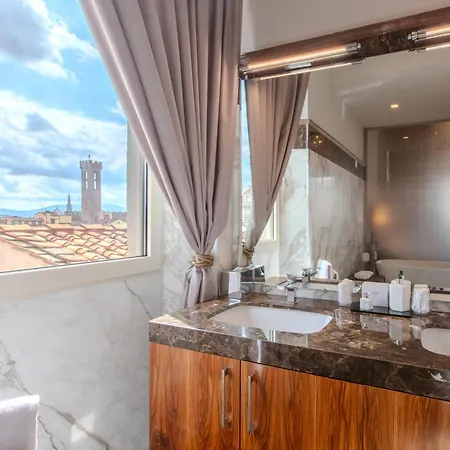 Donati Luxury Tower Suites-3