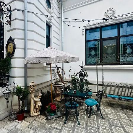 Conacul Coroanei Luxury Boutique Hotel-2