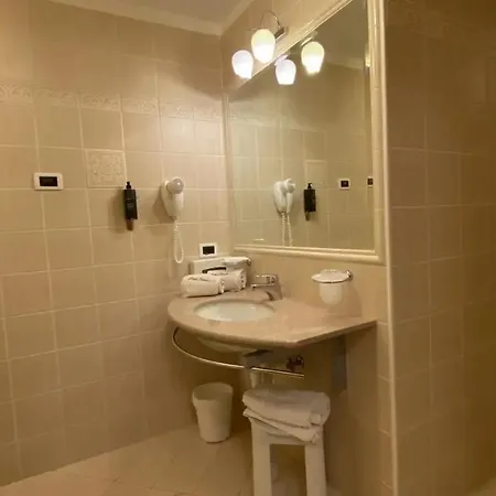 Hotel Pareda-3