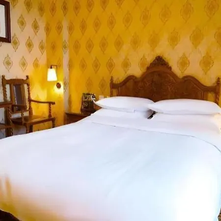 Dong Fang Hotel-3
