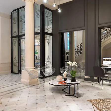 La Clef Champs-Elysees Paris By The Crest Collection-2