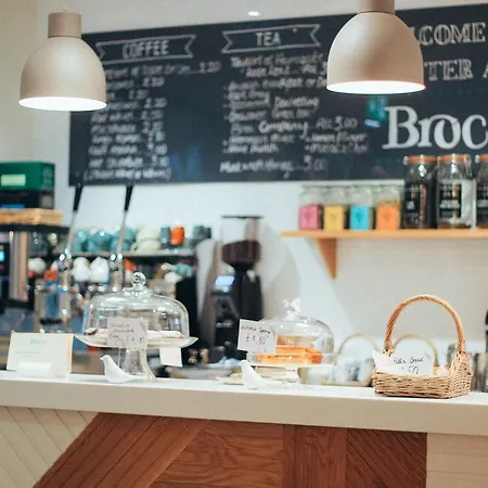 Brocco On The Park Boutique Hotel-3