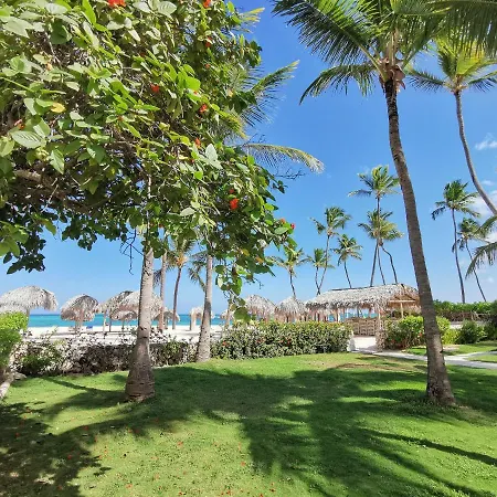 Tropical Villas At Los Corales Beach-3