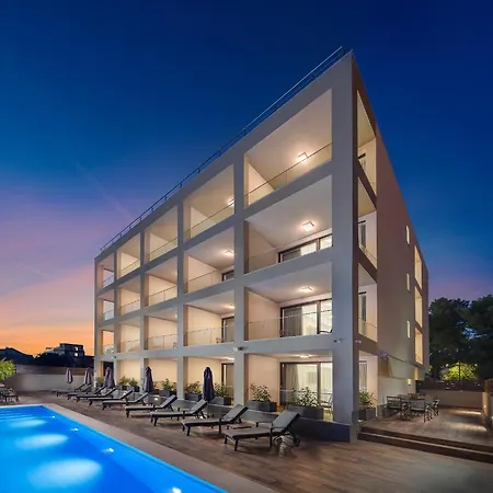 Ellure Luxury Suites-3