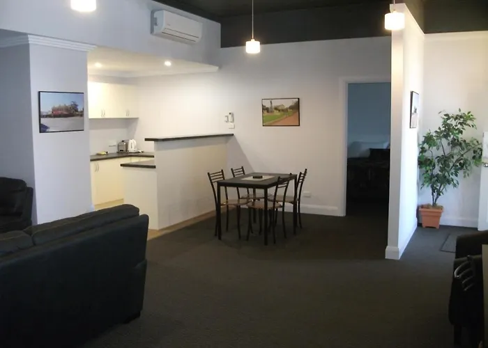 Motel: Daydream Motel And Apartments