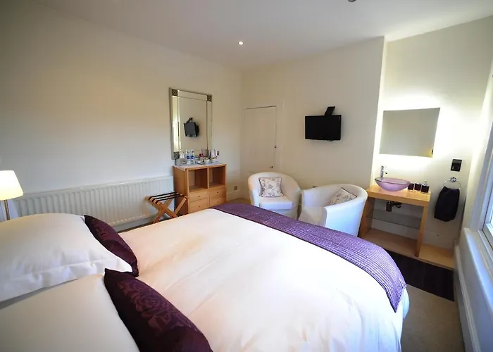 4 star hotel: The Lilac Door