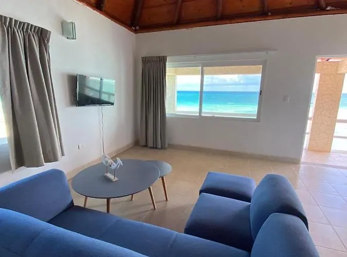 Beach hotel: Caleta Tankah