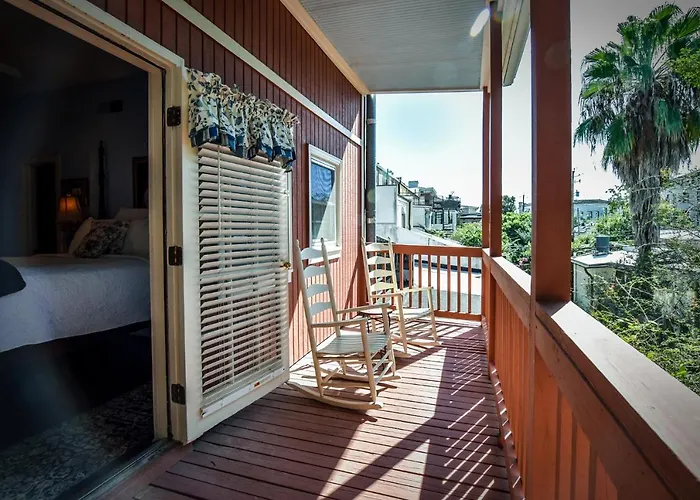 Savannah Bed & Breakfast Inn