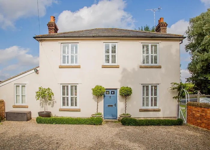 Smallbrook Cottage