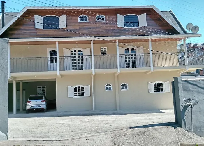 Hotel central: Casa do Trem Suítes