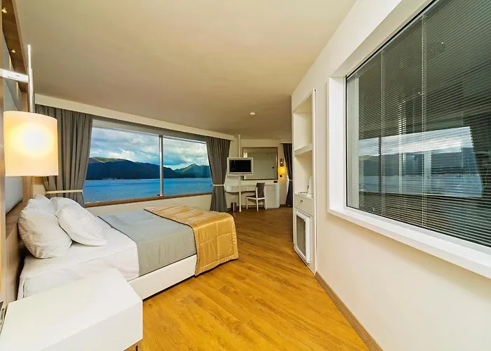 4 star hotel: Poseidon Hotel - Adult Only