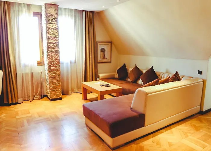 Сity center hotels Perce Neige