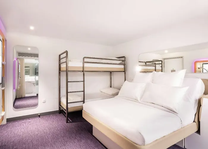 Hôtel 4 étoiles: Yotelair Singapore Changi Airport Landside