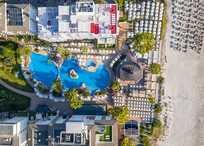 Ping Pong hotel: Iberostar Waves Alcudia Park