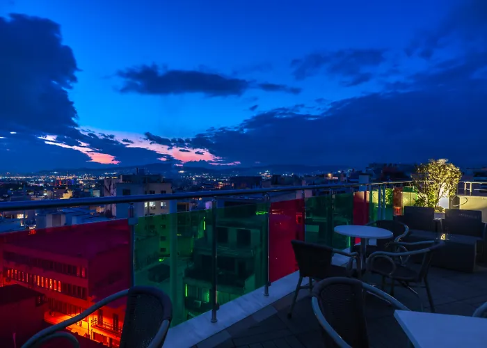 Hotel 3 estrelas: Attalos Hotel