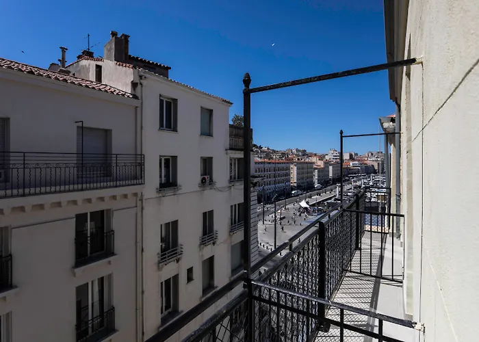  Carré Vieux Port