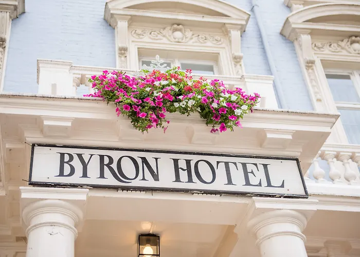 Hotel 4 stelle: Byron Hotel