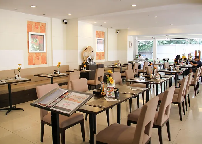 Furamaxclusive Sathorn, Bangkok