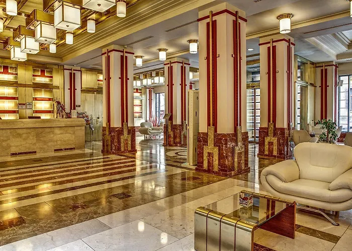 Majestic Plaza