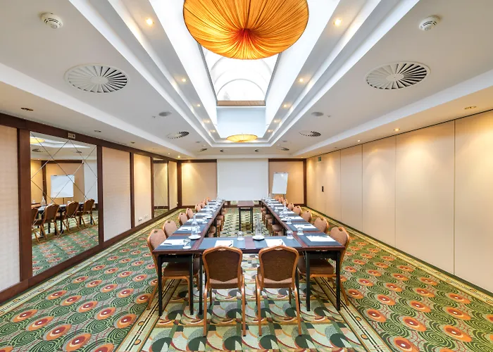 Hotel: Lindner Hotel Prague Castle, Part Of Jdv By Hyatt