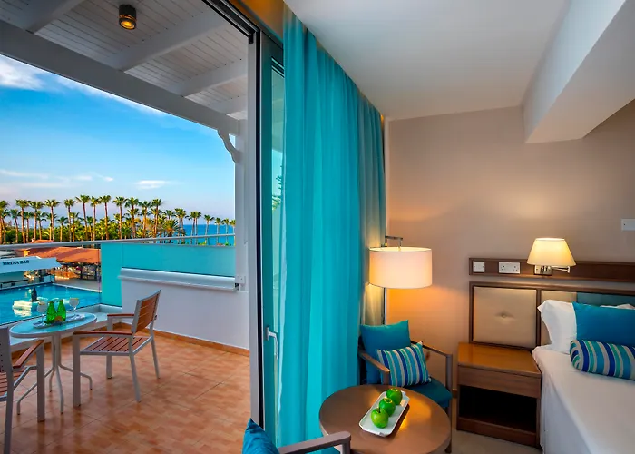Cavo Maris Beach