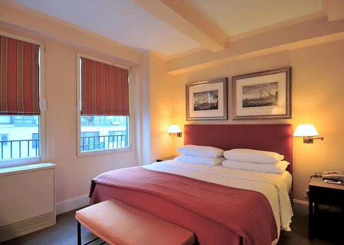 Lombardy Hotel