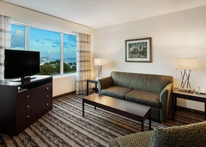 Golf hotel: Holiday Inn Hotel Port Of Miami-Downtown By Ihg