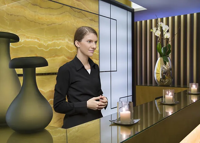 Damac Maison Cour Jardin